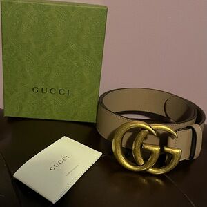 Gucci Women Leather Belt with Gold Buckle